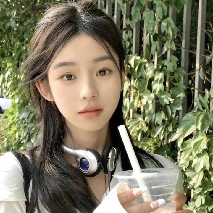 艾莲娜与阿瓦拉王国之谜